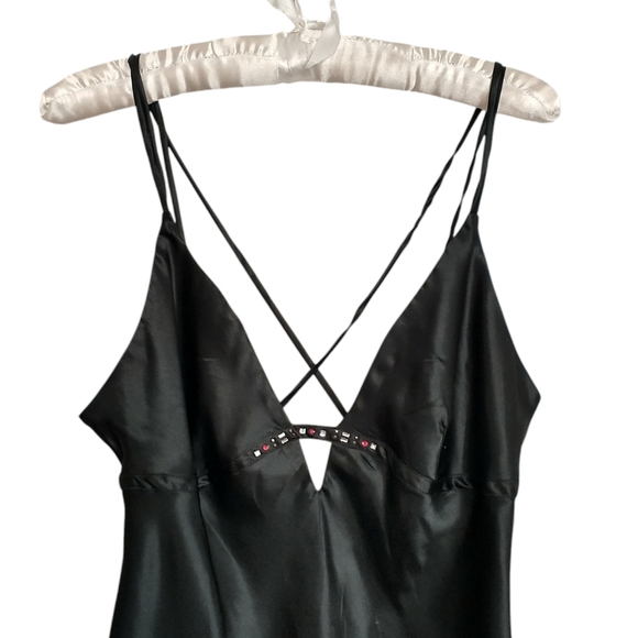 Lnner Most Silky Women's Slip Dress - Picture 4 of 12